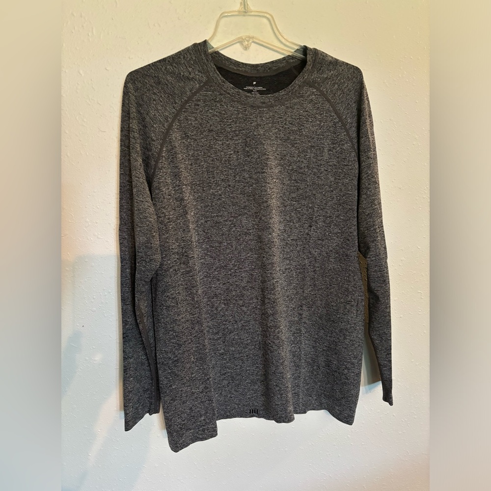 Fablerics long sleeve crew neck